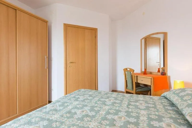 Marija F2 Apartment Krk Town