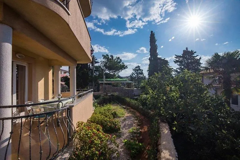 Marija F2 Apartment Krk Town 0*,