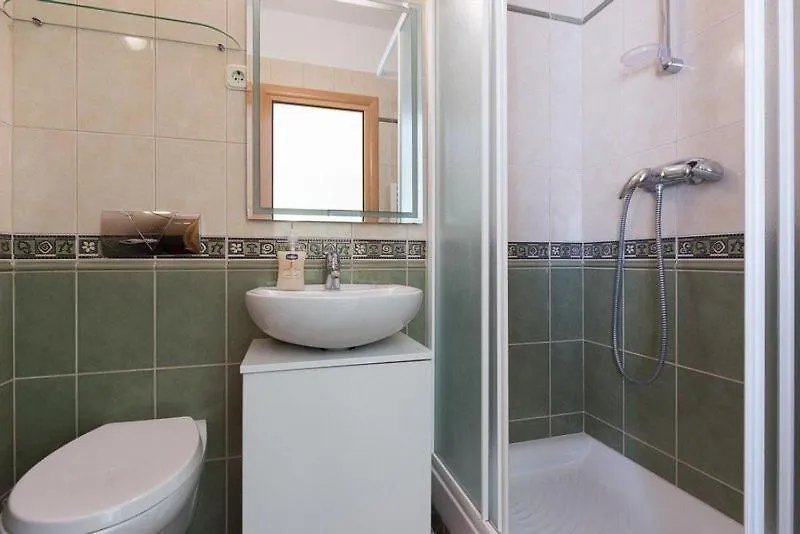 Marija F2 Apartment Krk Town